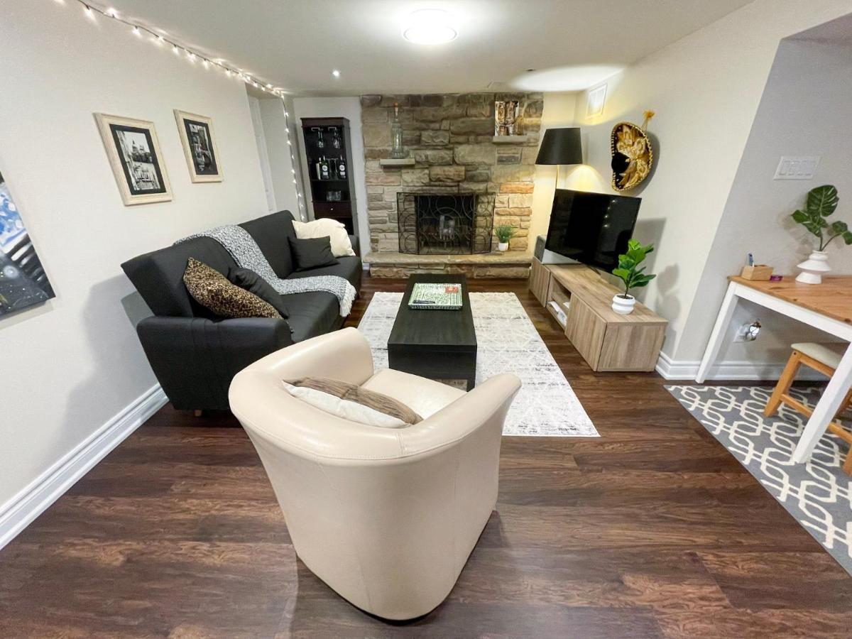 Spacious & Renovated 1Bd Suite W/Parking 多伦多 外观 照片