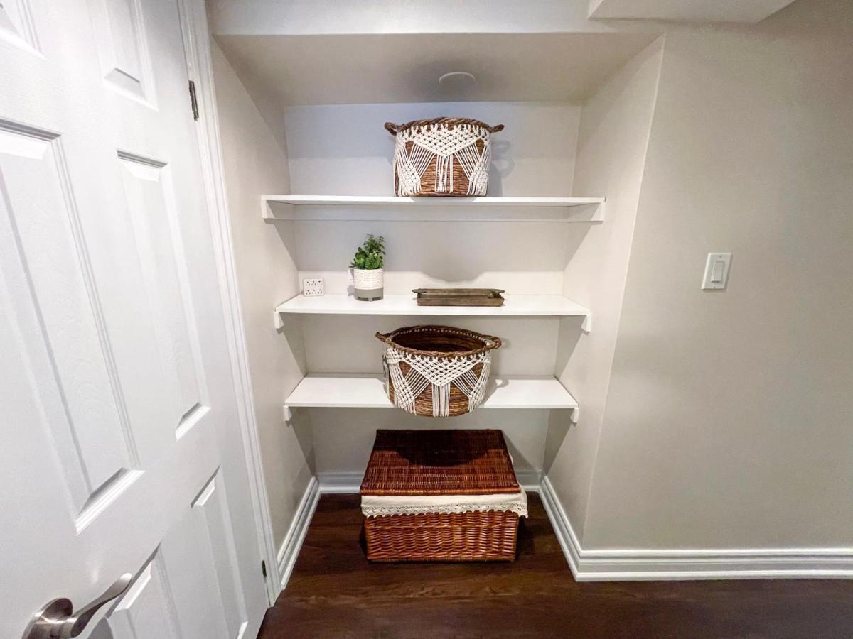 Spacious & Renovated 1Bd Suite W/Parking 多伦多 外观 照片