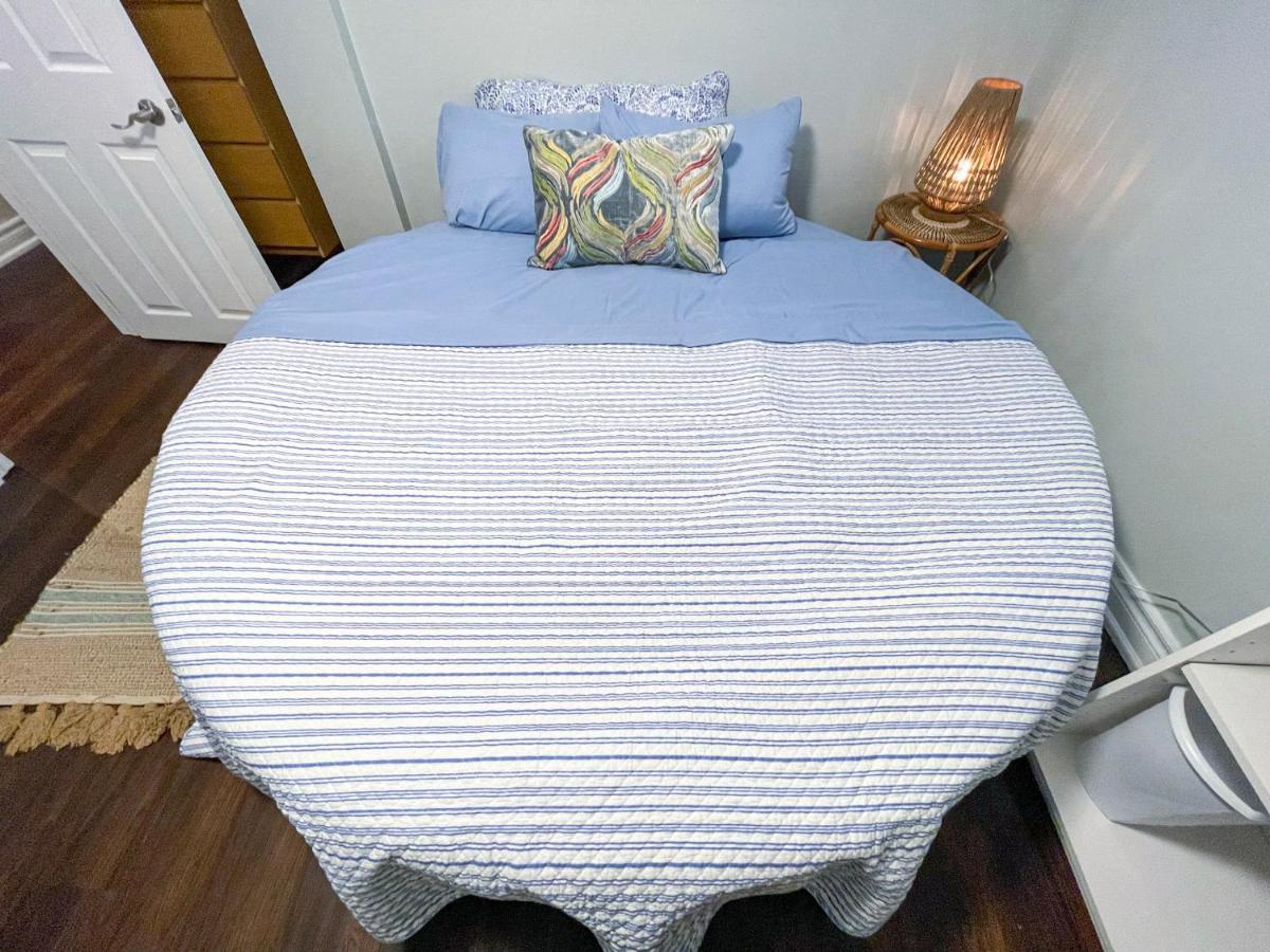 Spacious & Renovated 1Bd Suite W/Parking 多伦多 外观 照片